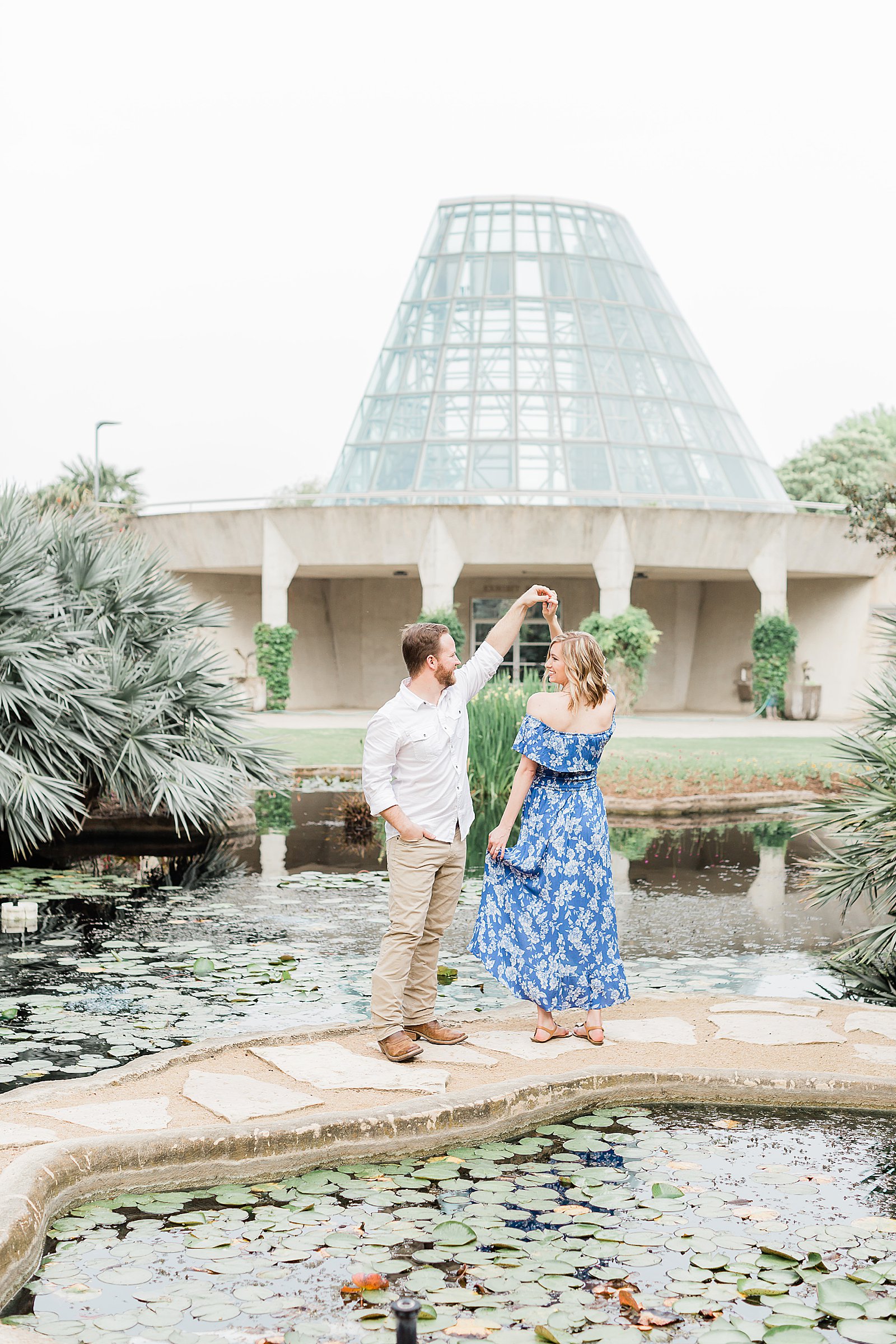 Engagement Session at Botanical Gardens, Anna Kay Photography, Wedding Photographer