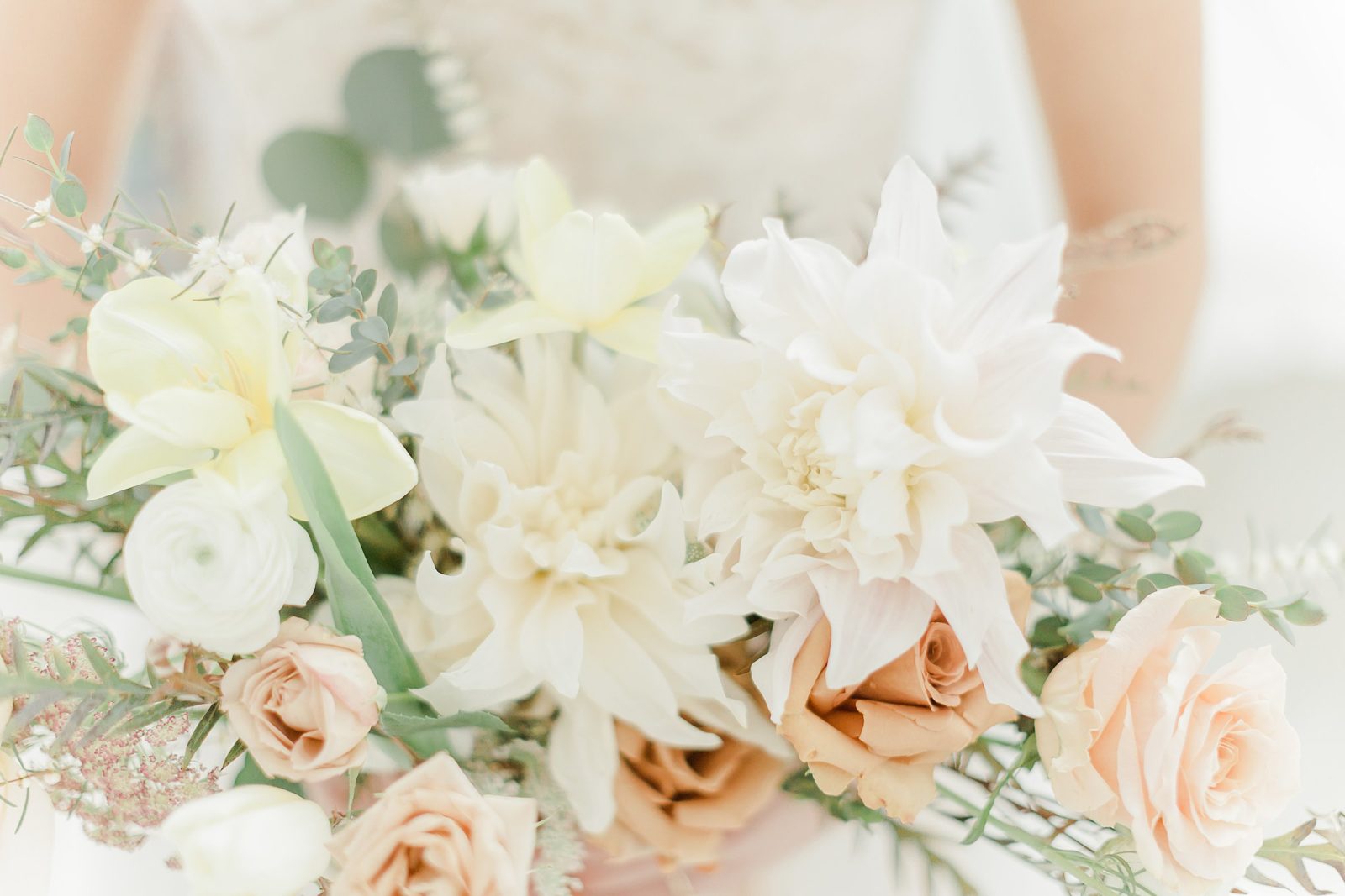 Wedding Bouquet, Blush and Green, The Nest, Dallas, Anna Kay Photography, San Antonio Photography